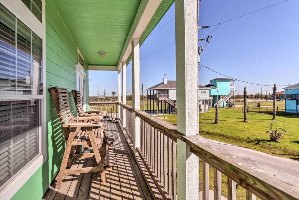 Coastal Heaven - Crystal Beach Relaxing Beach Home Bolivar Peninsula Esterno foto