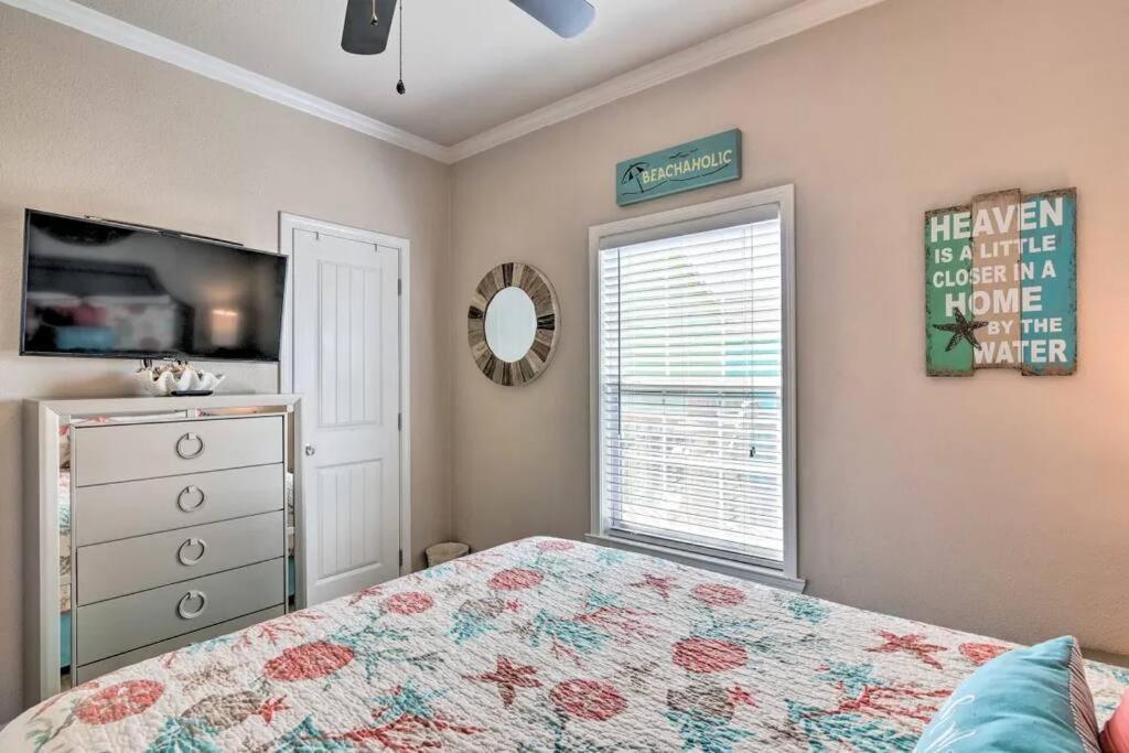 Coastal Heaven - Crystal Beach Relaxing Beach Home Bolivar Peninsula Esterno foto
